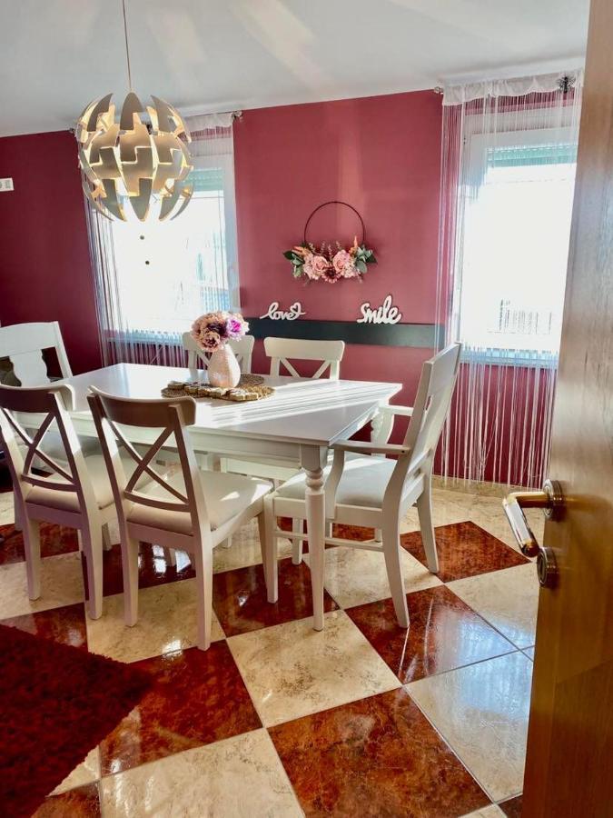 Apartman Silvija ツリクヴェニツァ エクステリア 写真