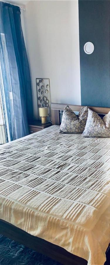 Apartman Silvija ツリクヴェニツァ エクステリア 写真